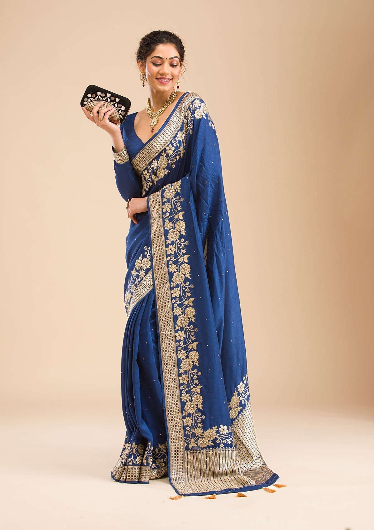 Elegant Navy Blue Banarasi Silk Saree with Exquisite Zari Work