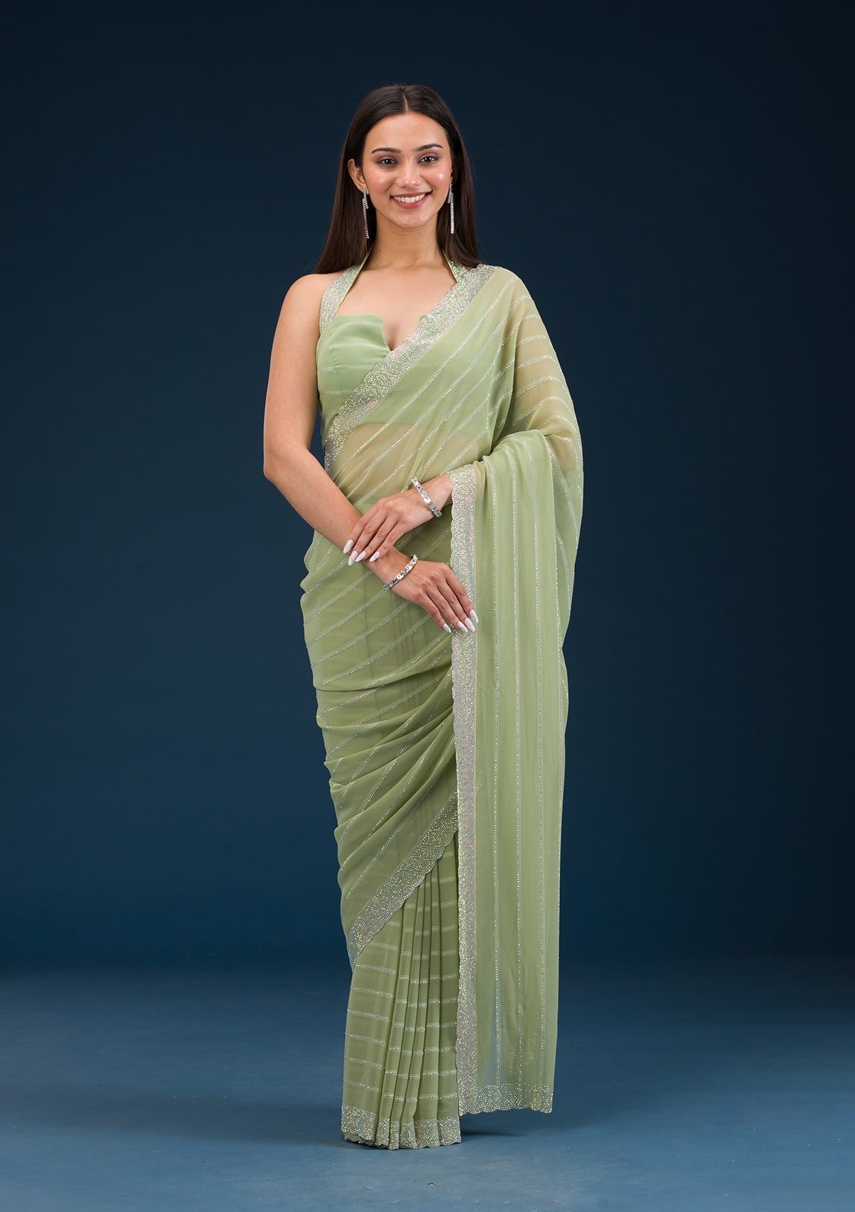 Elegant Pista Green Georgette Saree with Exquisite Stonework - Image 5